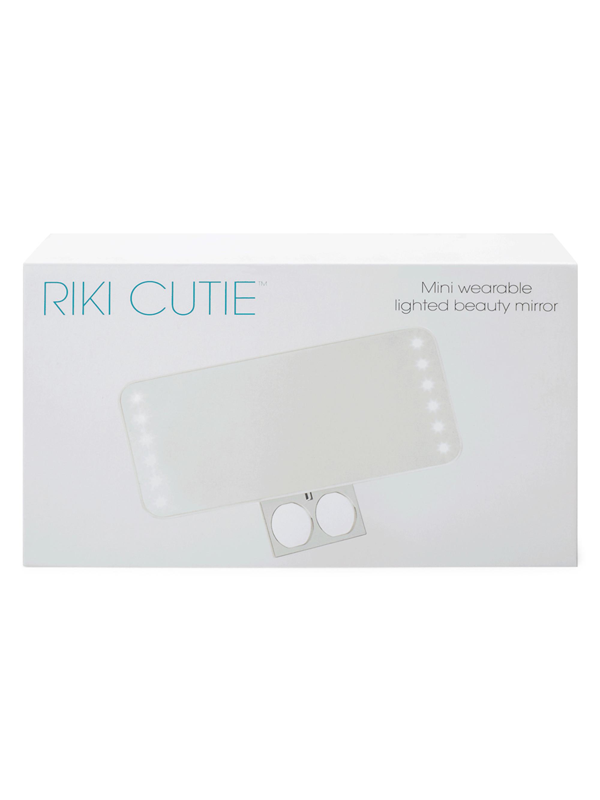 Riki Loves Riki Cutie Handheld Lighted Makeup Mirror