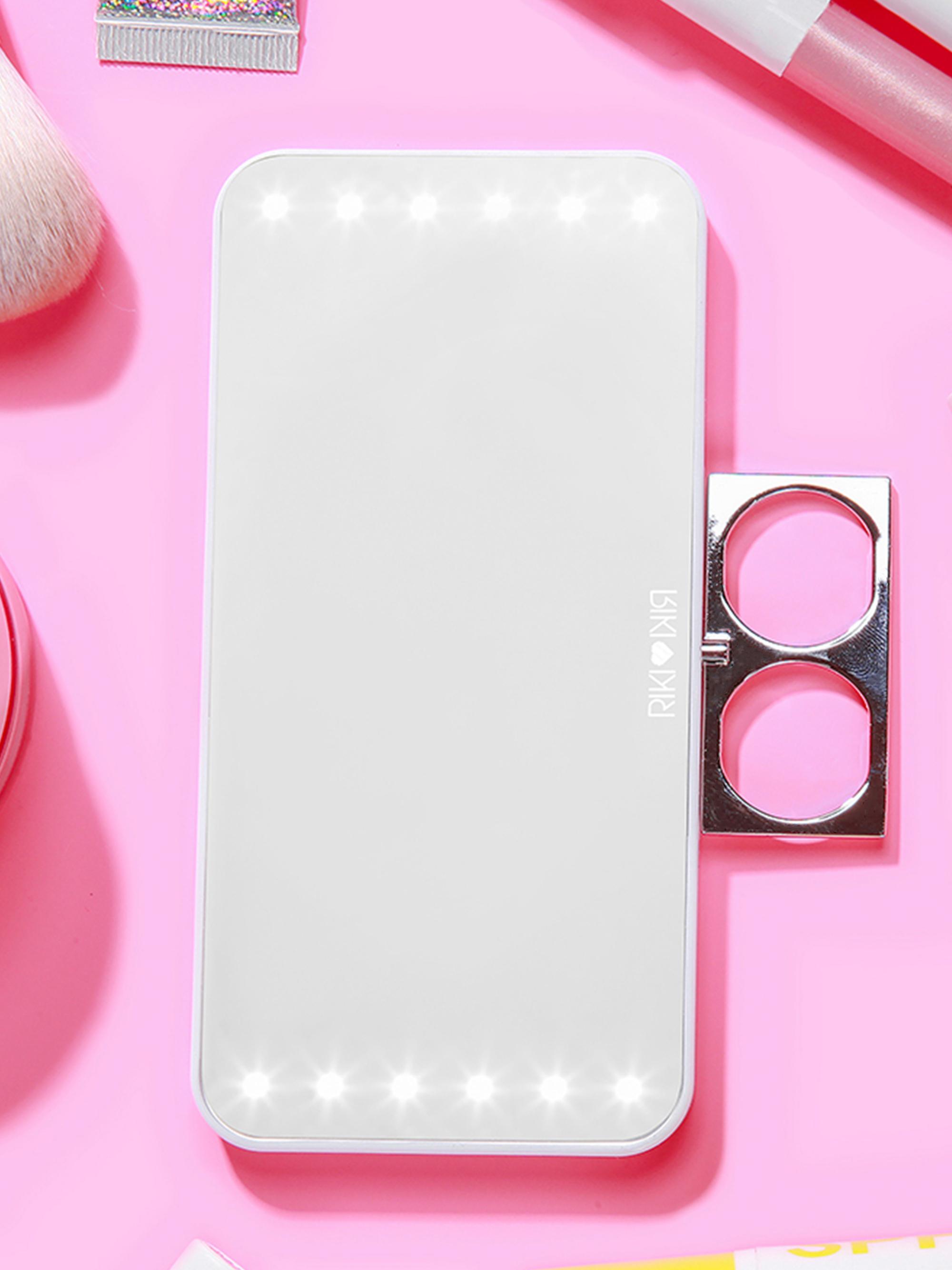 Riki Loves Riki Cutie Handheld Lighted Makeup Mirror